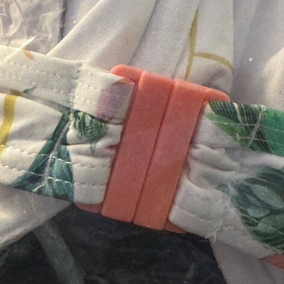 Artesands April Spritz White Degas Floral Bikini Top Various Sizes 10 16 D/DD - Picture 8 of 8